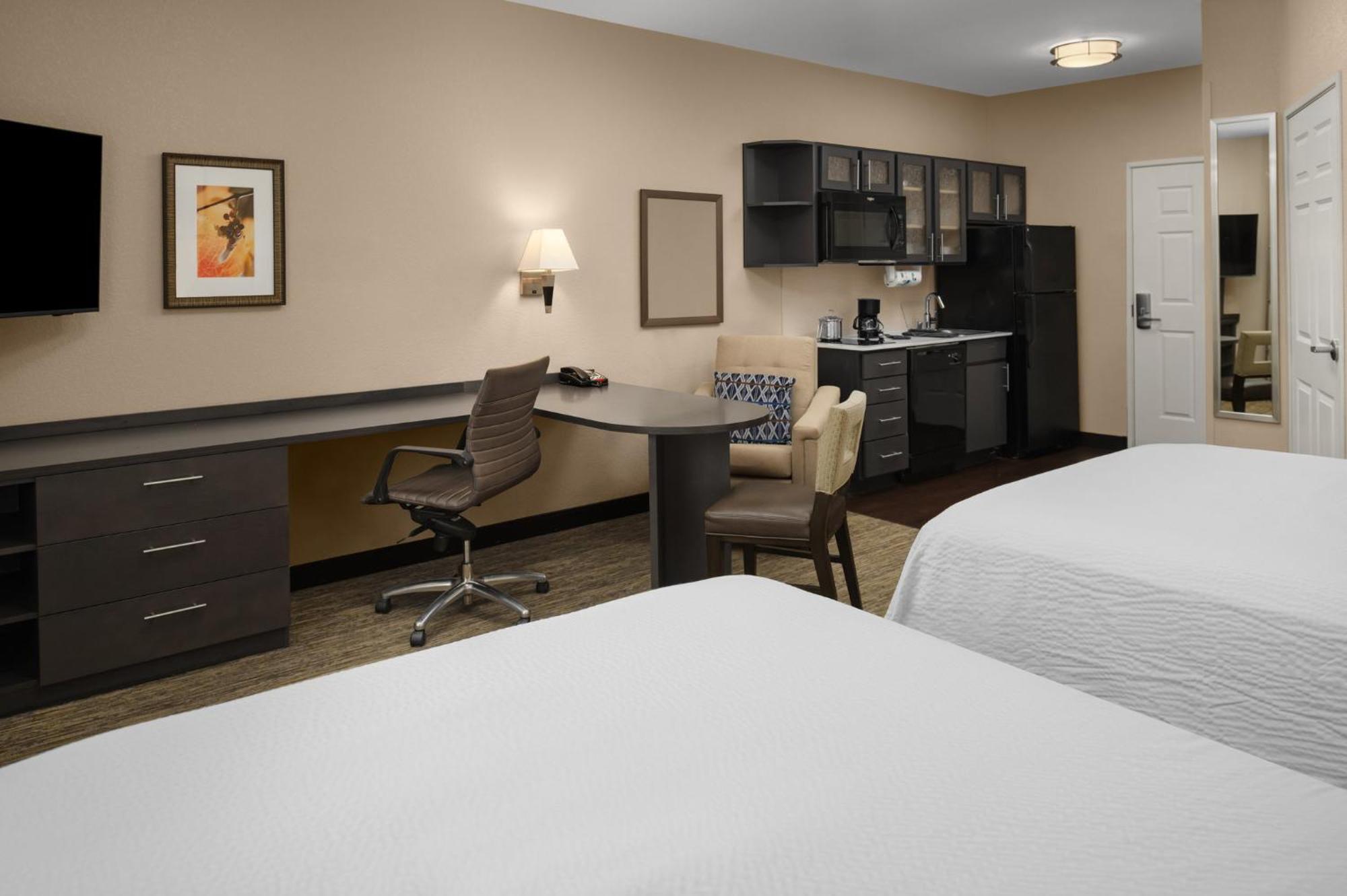 Candlewood Suites Turlock By Ihg Bagian luar foto