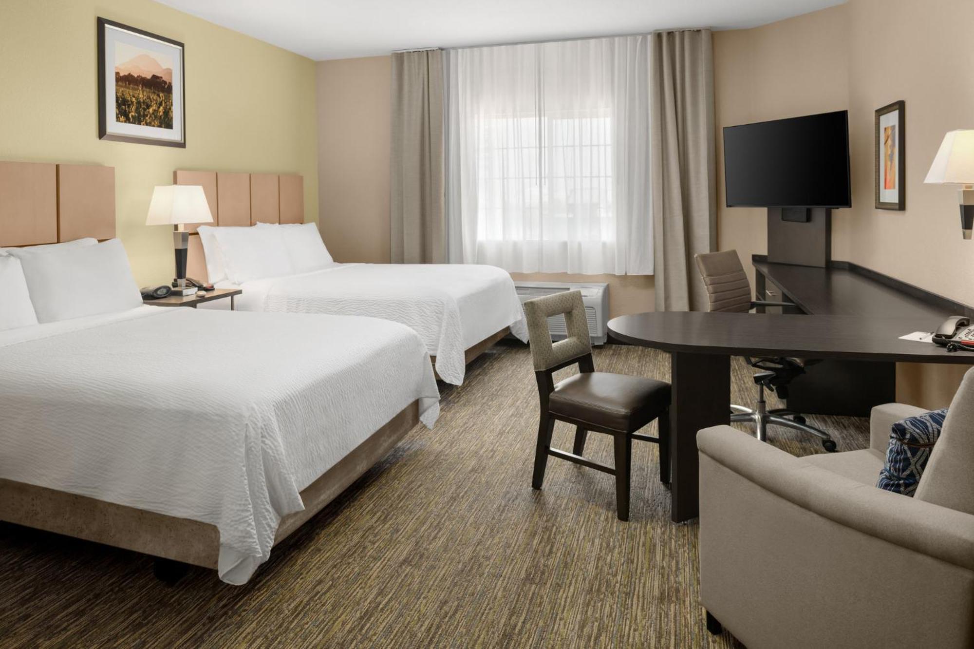 Candlewood Suites Turlock By Ihg Bagian luar foto