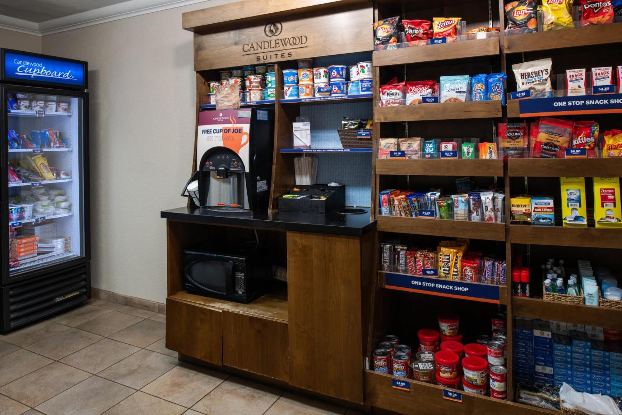 Candlewood Suites Turlock By Ihg Bagian luar foto