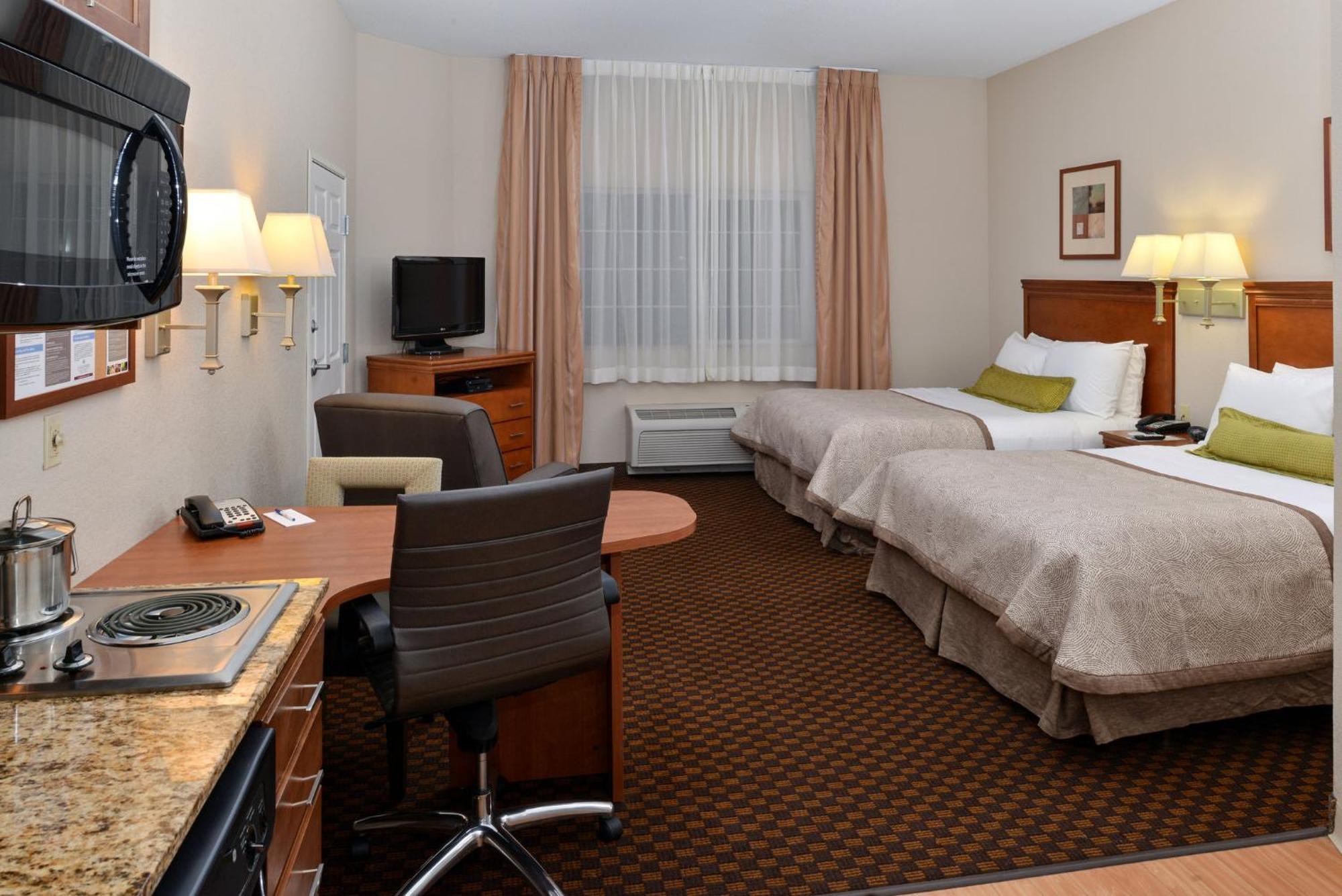 Candlewood Suites Turlock By Ihg Bagian luar foto